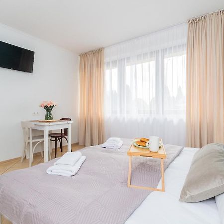 Flatbook Pokoje - Stegna Morska Przystan I Apartman Kültér fotó