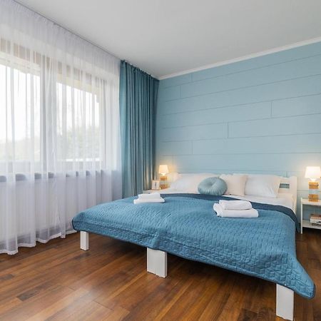 Flatbook Pokoje - Stegna Morska Przystan I Apartman Kültér fotó